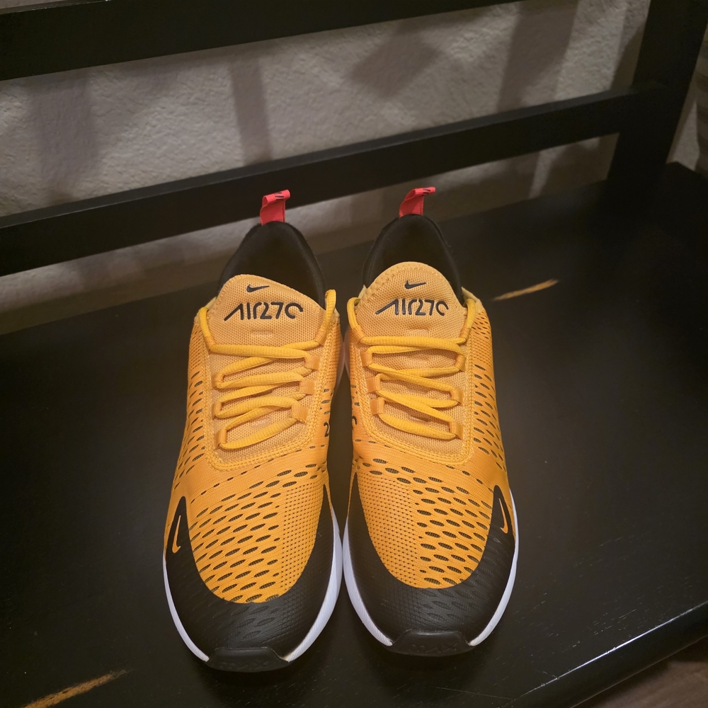 Air Max 270  ‘Tiger’ Men's Gold/Blk/Pnk Size 9.5 Used LIke New!